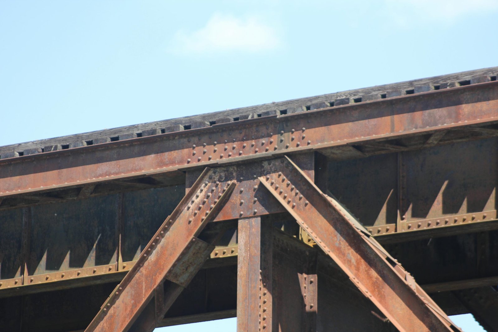 Upper connection